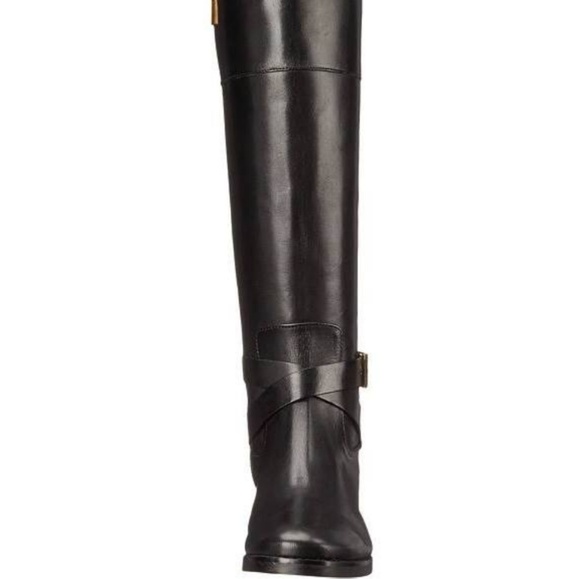 Woman's Tall Brown Boots - Picture 6 of 7